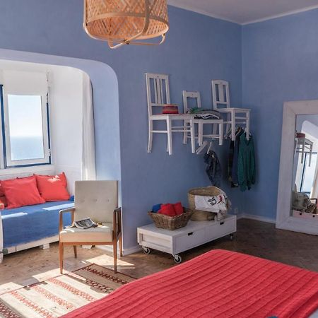 Chill In Ericeira Surf House Hostel ภายนอก รูปภาพ