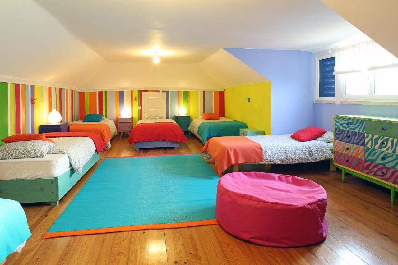 Chill In Ericeira Surf House Hostel ภายนอก รูปภาพ