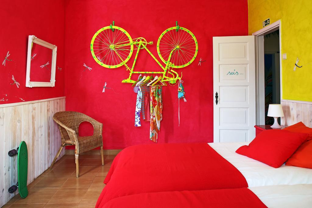 Chill In Ericeira Surf House Hostel ห้อง รูปภาพ