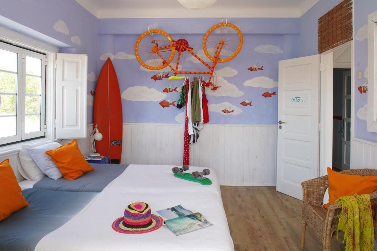 Chill In Ericeira Surf House Hostel ภายนอก รูปภาพ