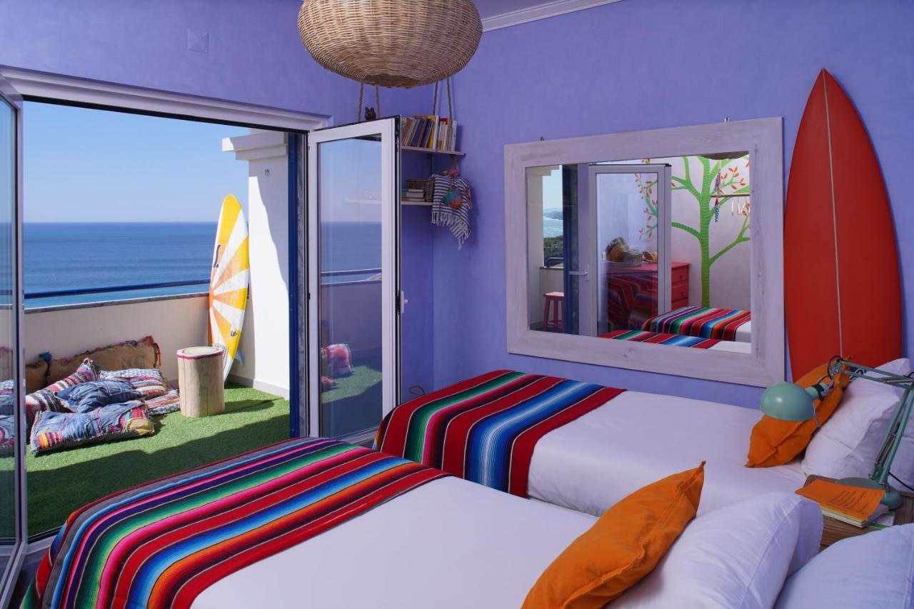 Chill In Ericeira Surf House Hostel ภายนอก รูปภาพ