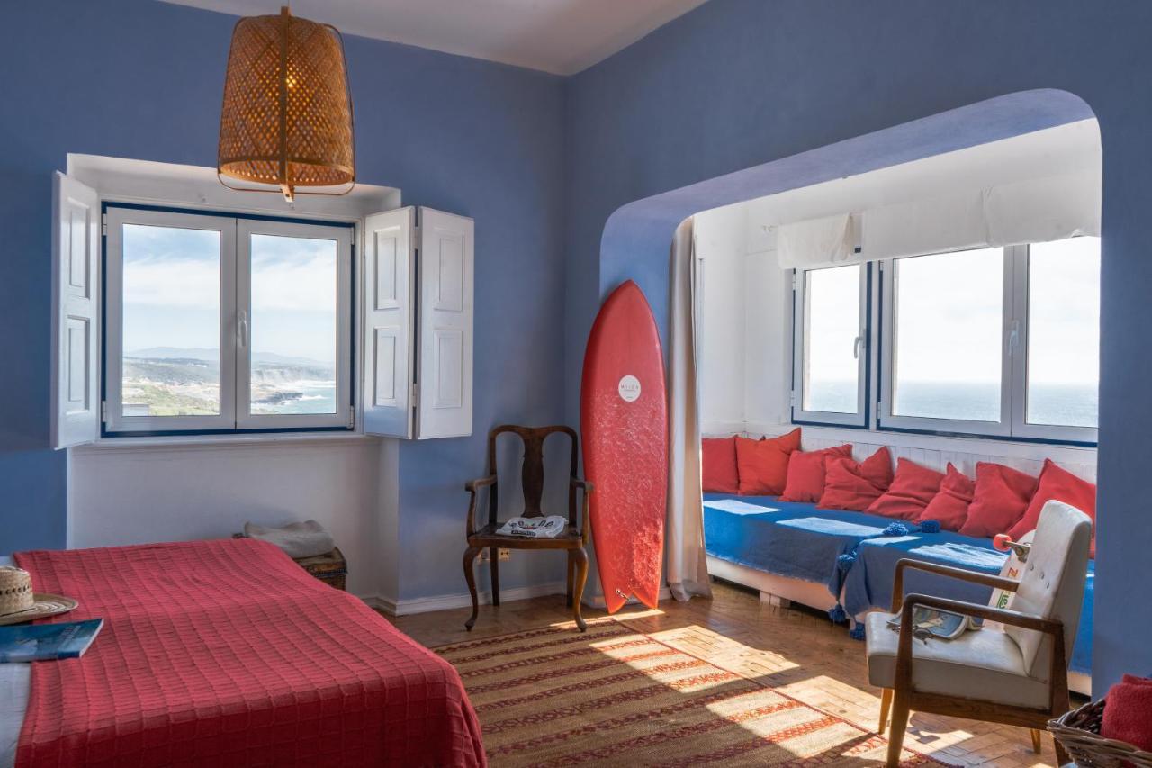 Chill In Ericeira Surf House Hostel ภายนอก รูปภาพ