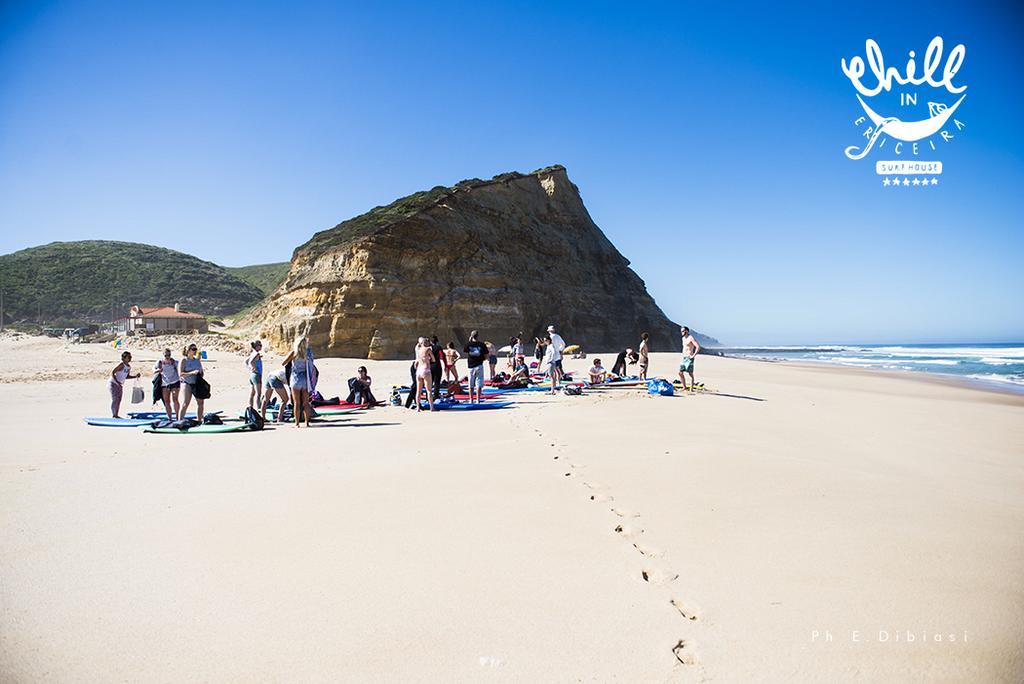 Chill In Ericeira Surf House Hostel ภายนอก รูปภาพ